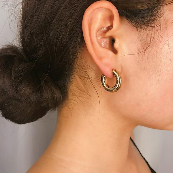 aomu hyperbole new punk minimalist geometric round gold silver color thick metal earrings for women jewelry, Golden;silver
aomu hyperbole new punk minimalist geometric round gold silver color thick metal earrings for women jewelry, Golden;silver