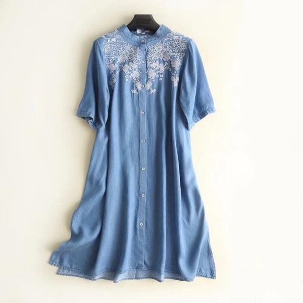 woman embroidered floral tencel denim dress 2021 summer short sleeve single-breasted jeans dressed p995 15km, Black;gray
woman embroidered floral tencel denim dress 2021 summer short sleeve single-breasted jeans dressed p995 15km, Black;gray