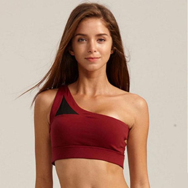 2021new oblique one shoulder strap women's sports bra hollow out back lines strenuous exercise fitness bra, White;black
2021new oblique one shoulder strap women's sports bra hollow out back lines strenuous exercise fitness bra, White;black