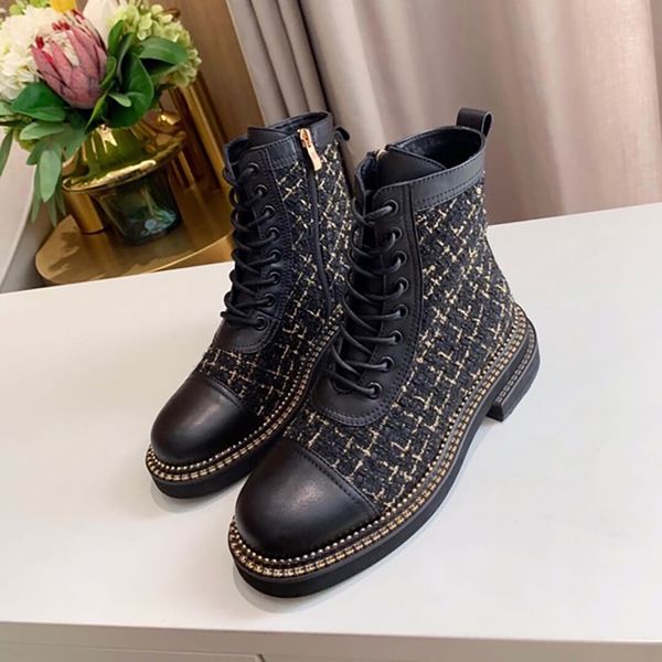 desiner women 2021 winter womens show style desert boot ankle martin boots leather medal slips party boot with boxes, Black
desiner women 2021 winter womens show style desert boot ankle martin boots leather medal slips party boot with boxes, Black