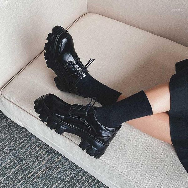 classic retro concise women cow leather shoes office casual round toe lace-up comfortable shoes woman1, Black
classic retro concise women cow leather shoes office casual round toe lace-up comfortable shoes woman1, Black