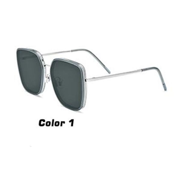 2021 new green lens silver frame alloy uv400 fashion sunglasses for women 4 colors size:59-18-145mm 8rug, White;black
2021 new green lens silver frame alloy uv400 fashion sunglasses for women 4 colors size:59-18-145mm 8rug, White;black
