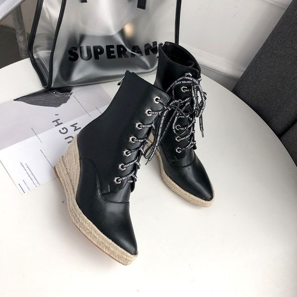 2021 new female ankle boots off wedges high heels to toe with woman gout transport shoes size 43 6rwl, Black
2021 new female ankle boots off wedges high heels to toe with woman gout transport shoes size 43 6rwl, Black