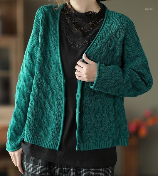 2020 autumn winter knit coats women casual solid color loose twist v-neck collar single-breasted female tide 1, Black;brown
2020 autumn winter knit coats women casual solid color loose twist v-neck collar single-breasted female tide 1, Black;brown