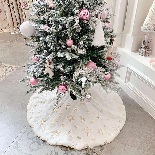christmas decorations 90/122cm tree skirts faux fur white plush snowflake mat skirt xmas year party home decoration
christmas decorations 90/122cm tree skirts faux fur white plush snowflake mat skirt xmas year party home decoration