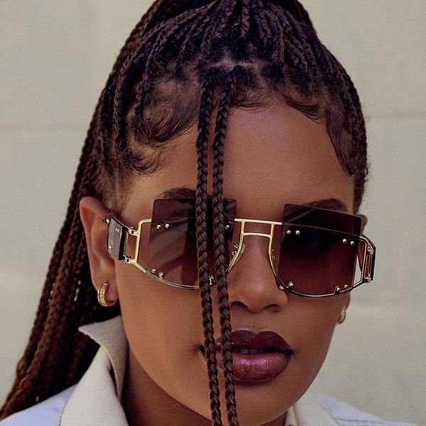 new 2019 oversized rimless square sunglasses women design brand rihanna big hollow steam punk sun glasses ladies male
new 2019 oversized rimless square sunglasses women design brand rihanna big hollow steam punk sun glasses ladies male
