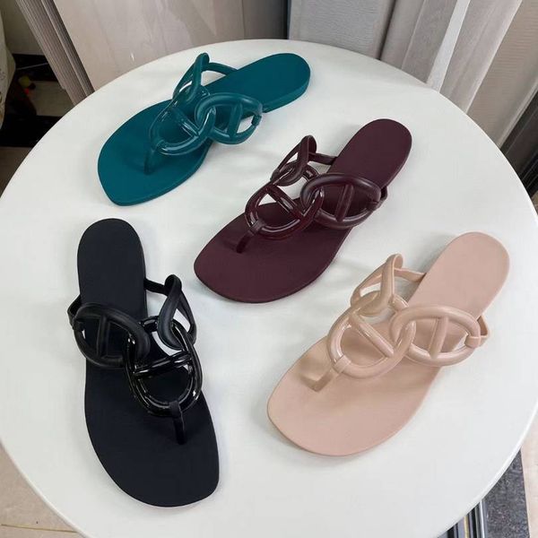 2022 classic hollowed out sandals women slippers luxury designer woman slippers flip flops summer beach travel must be selling with box size, Black
2022 classic hollowed out sandals women slippers luxury designer woman slippers flip flops summer beach travel must be selling with box size, Black