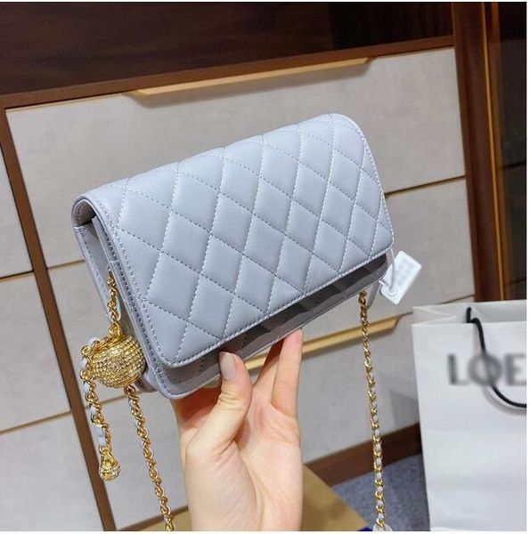 new high-quality leather handbags french designer brand bags small golden ball diamond decoration fashion shoulder bag ladies chain messenge
new high-quality leather handbags french designer brand bags small golden ball diamond decoration fashion shoulder bag ladies chain messenge