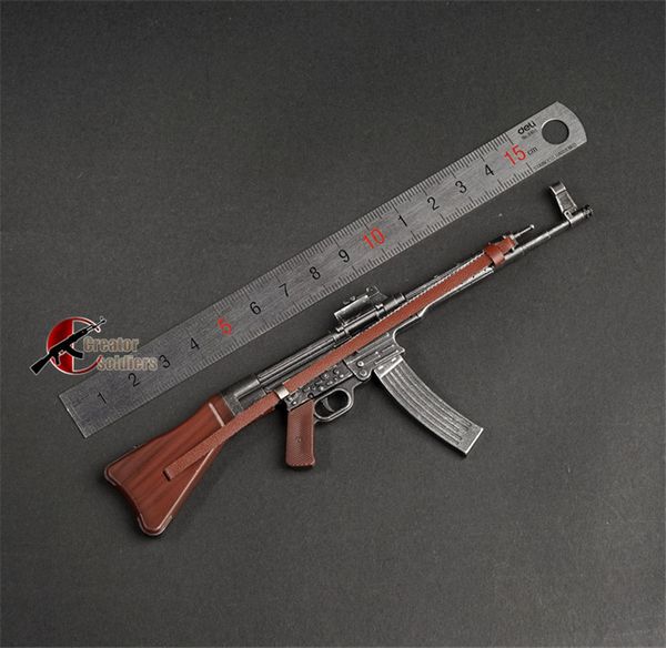1/6 scale miniature soldier weapon model modern american equipment mp44 assault rifle gun model for 12 inches action figure diy
1/6 scale miniature soldier weapon model modern american equipment mp44 assault rifle gun model for 12 inches action figure diy
