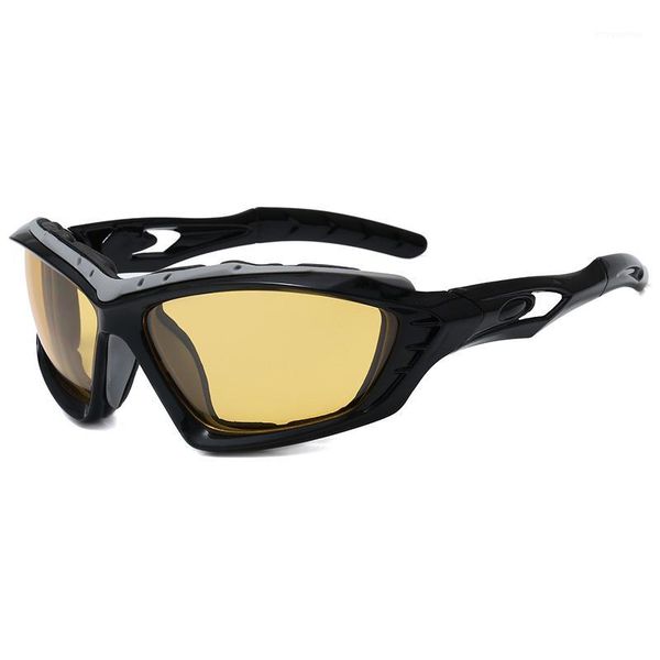 2020 fashion square sports men sunglasses plastic material lenses 5347 uv400 google protection eyewear1, White;black
2020 fashion square sports men sunglasses plastic material lenses 5347 uv400 google protection eyewear1, White;black