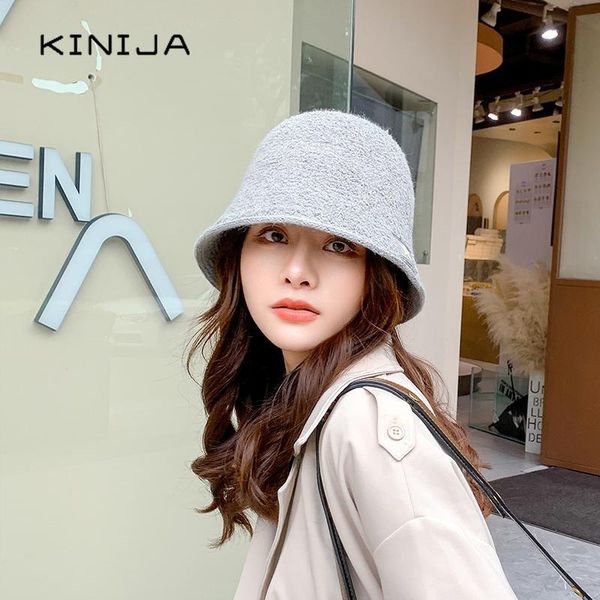 autumn thick cashmere bucket hat korean solid color with five-pointed star logo warm ladies cap winter outdoor panama hat, Black;white
autumn thick cashmere bucket hat korean solid color with five-pointed star logo warm ladies cap winter outdoor panama hat, Black;white