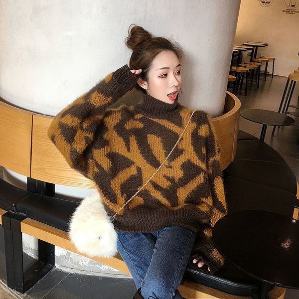 2021 quality leopard knitted high women's nightgown autumn winter version of the red social network short lazy wind lau4, White;black
2021 quality leopard knitted high women's nightgown autumn winter version of the red social network short lazy wind lau4, White;black