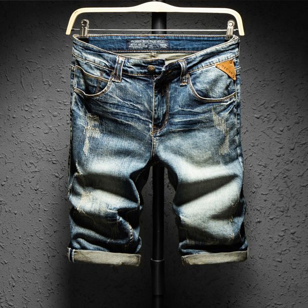 shanbao trend men's summer new denim denim shorts retro style old leather designer thin thin hole straight cotton denim shorts q0105, Black;white
shanbao trend men's summer new denim denim shorts retro style old leather designer thin thin hole straight cotton denim shorts q0105, Black;white