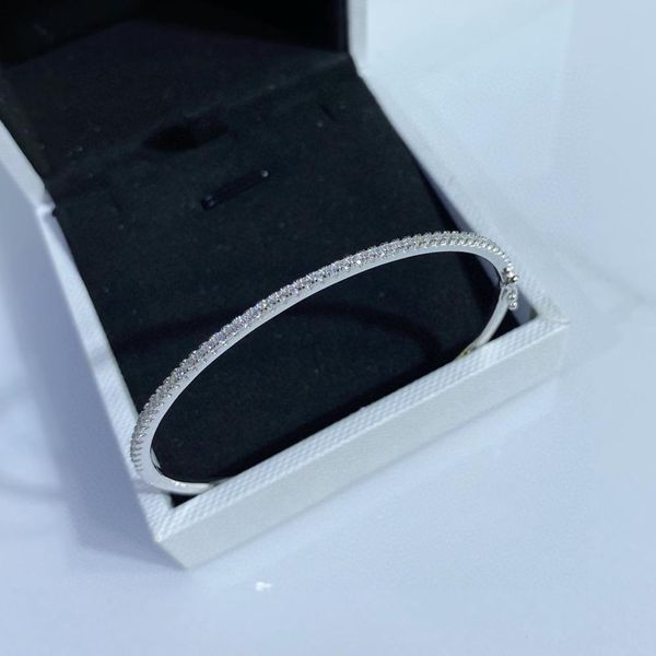 brand pure 925 sterling silver jewelry for women full stone thin silver bangle clover bangle wedding jewelry around beads bangle q1201, Black
brand pure 925 sterling silver jewelry for women full stone thin silver bangle clover bangle wedding jewelry around beads bangle q1201, Black