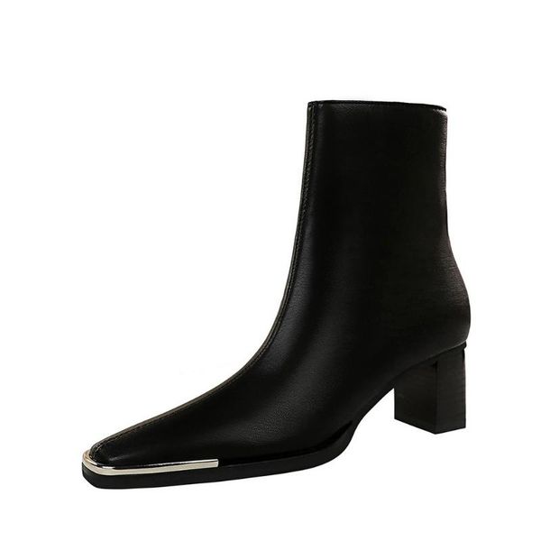 women winter warm plush pu leather ankle boots lady office pumps thick heels square metal night club party retro women shoes, Black
women winter warm plush pu leather ankle boots lady office pumps thick heels square metal night club party retro women shoes, Black