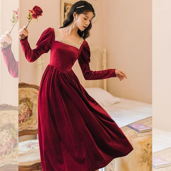 women 2021 autumn winter new velvet dress female retro lace square collar long sleeve dresses lady vintage slim vestidos f231, Black;gray
women 2021 autumn winter new velvet dress female retro lace square collar long sleeve dresses lady vintage slim vestidos f231, Black;gray