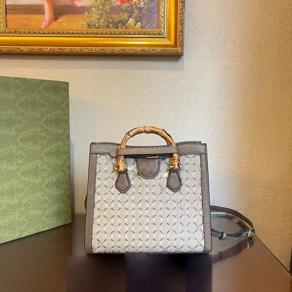 fashions men's women's bag popular discount bag shoulder bags brand designer handmade classic style luxury handbag
fashions men's women's bag popular discount bag shoulder bags brand designer handmade classic style luxury handbag