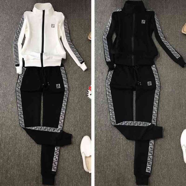 2022 factory wholesale new autumn leisure sports suit women's cardigan stand collar fashion drill two-piece set loose large european fa, Black
2022 factory wholesale new autumn leisure sports suit women's cardigan stand collar fashion drill two-piece set loose large european fa, Black