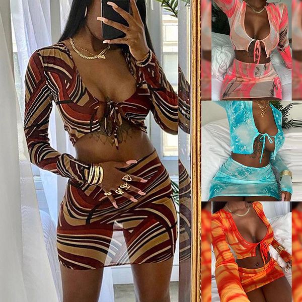 2021 european autumn new casual temperament suit female mesh printing t-shirt and high waist bag hip skirt suit female, Gray
2021 european autumn new casual temperament suit female mesh printing t-shirt and high waist bag hip skirt suit female, Gray