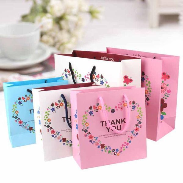 gift wrap 3 size thank you heart flower print boutique packaging bags paper shopping bag with handle wedding party bags1
gift wrap 3 size thank you heart flower print boutique packaging bags paper shopping bag with handle wedding party bags1