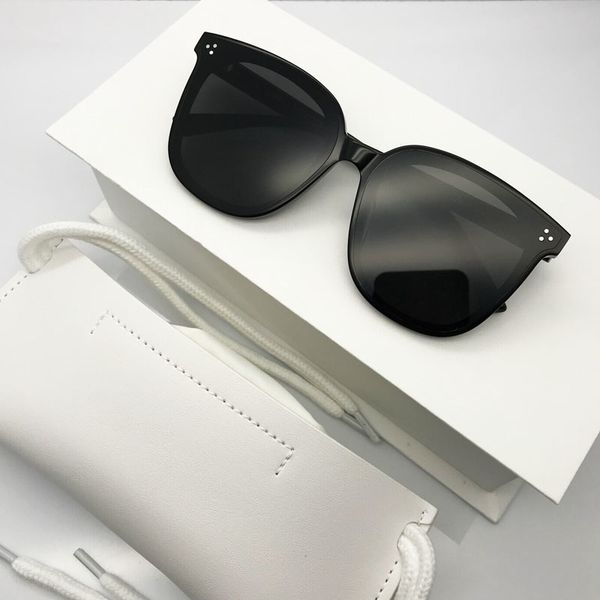 women's korean version of fashion 2020 new li yifeng's sunglasses for driving, Black
women's korean version of fashion 2020 new li yifeng's sunglasses for driving, Black