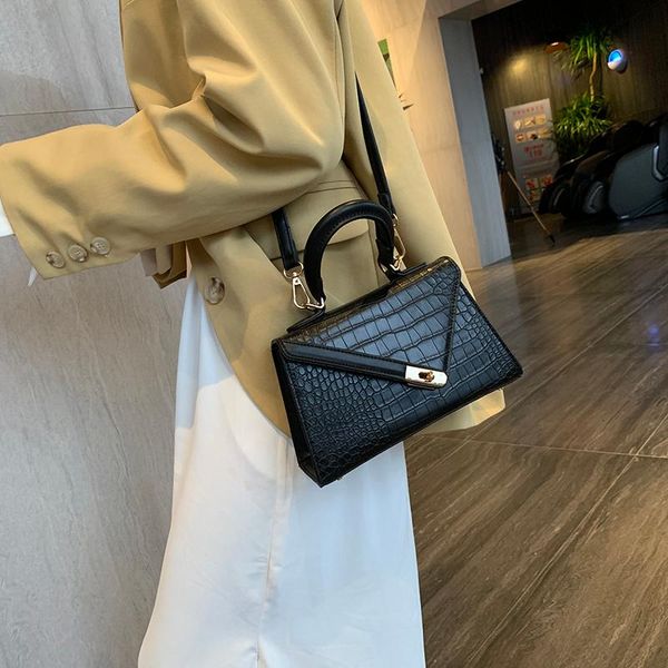 sac vintage shoulder handbags bags designer women bag crocodile pu luxury purse leather chic lock small flap alligator crossbody ahdnu, Red;black
sac vintage shoulder handbags bags designer women bag crocodile pu luxury purse leather chic lock small flap alligator crossbody ahdnu, Red;black