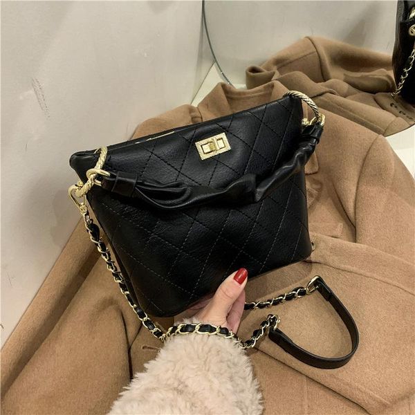 shoulder bags high-quality retro ladies rhombic chain portable bucket bag2021 korean version of the net red wild one-shoulder messenger bag
shoulder bags high-quality retro ladies rhombic chain portable bucket bag2021 korean version of the net red wild one-shoulder messenger bag