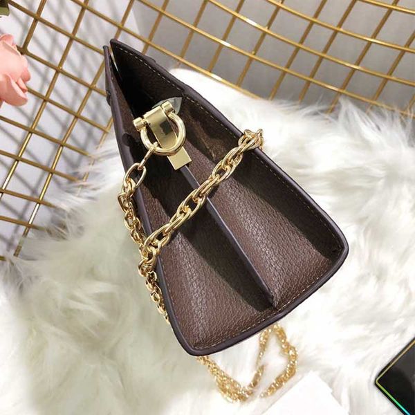 female bag chain shoulder bag famous fashion designer handbag messenger bag casual wallet coin purse ing
female bag chain shoulder bag famous fashion designer handbag messenger bag casual wallet coin purse ing