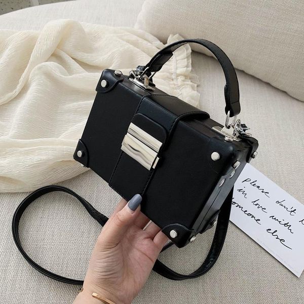 cross body korean version of the wild box small bag female 2021 hong kong style shoulder messenger portable square
cross body korean version of the wild box small bag female 2021 hong kong style shoulder messenger portable square