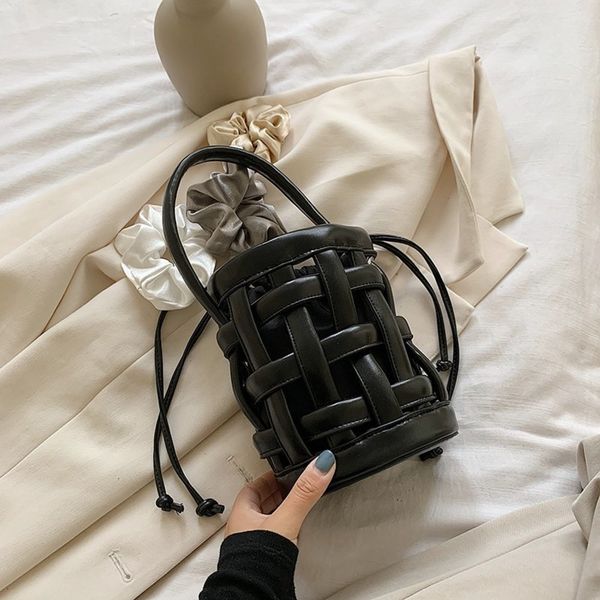 cutout waffle small pu leather bucket bags crossbody bags for women 2020 solid color shoulder handbags female cross body bag c1223
cutout waffle small pu leather bucket bags crossbody bags for women 2020 solid color shoulder handbags female cross body bag c1223