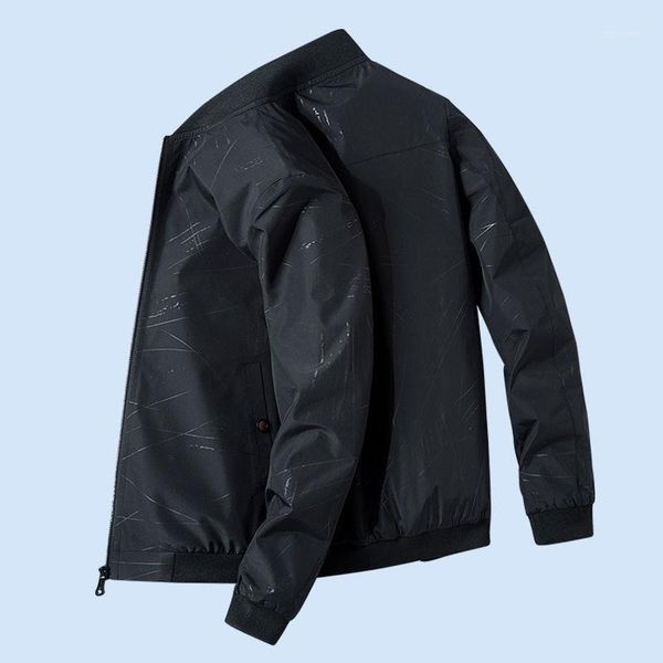 2020 men bomber jacket thin slim baseball jackets windbreaker zipper casual jacket male outwear brand clothing overcoat 4xl1, Black;brown
2020 men bomber jacket thin slim baseball jackets windbreaker zipper casual jacket male outwear brand clothing overcoat 4xl1, Black;brown