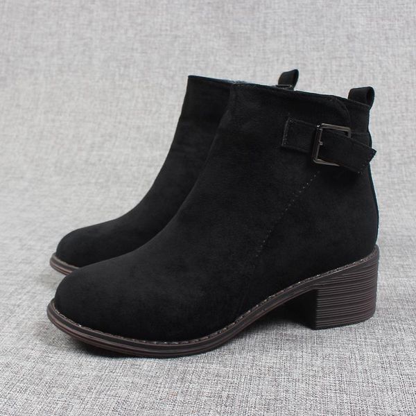 white ankle boots female shoes luxury designer zipper round toe low ladies black leather fashion med rubber rock1
white ankle boots female shoes luxury designer zipper round toe low ladies black leather fashion med rubber rock1