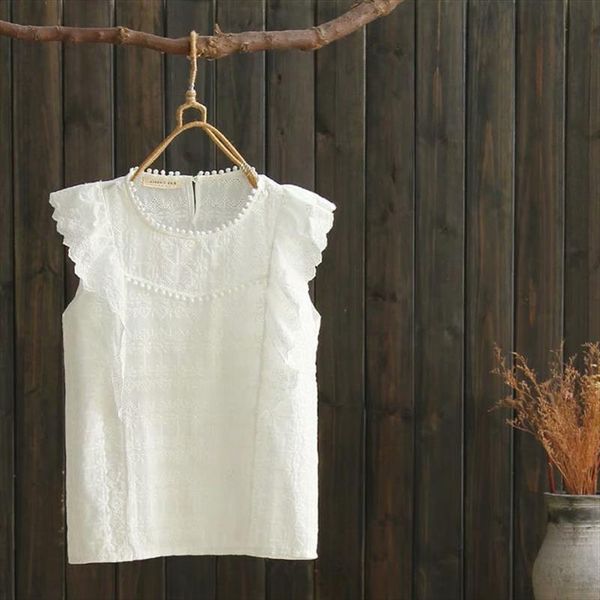2020 new flounce shoulder o neck embroidery lace blouse100% cotton white ruffle sleeveless blouses women summer casual
2020 new flounce shoulder o neck embroidery lace blouse100% cotton white ruffle sleeveless blouses women summer casual