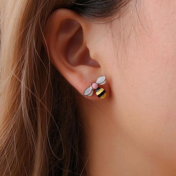 2021 cute new bee asymmetric earrings zircon earrings wholesale fashion jewelry punk stud for women girls gift, Golden;silver
2021 cute new bee asymmetric earrings zircon earrings wholesale fashion jewelry punk stud for women girls gift, Golden;silver