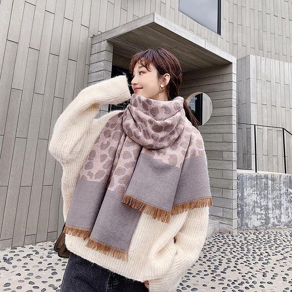 scarves autumn winter 2021 korean leopard print cashmere women's scarf tassel fashion warm couple shawl hijab, Blue;gray
scarves autumn winter 2021 korean leopard print cashmere women's scarf tassel fashion warm couple shawl hijab, Blue;gray