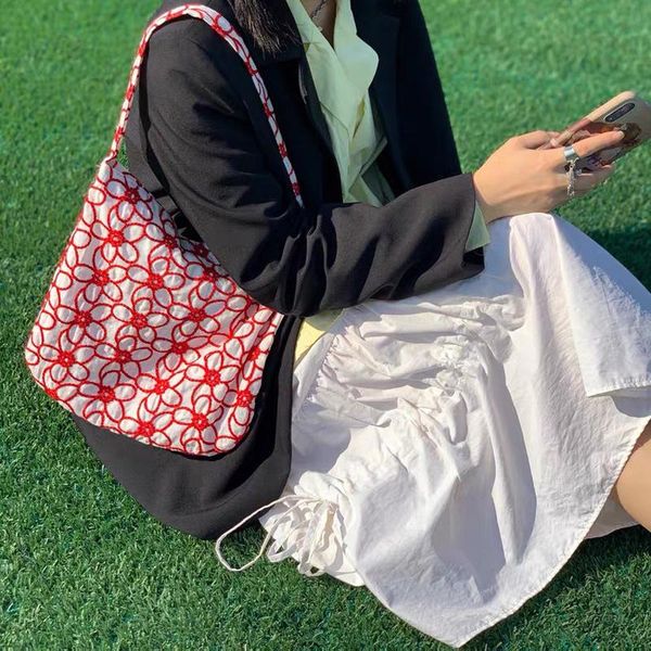 embroidery flowers women shoulder underarm bag large capacity ladies cotton shopping bags vintage girls small tote beach handbag
embroidery flowers women shoulder underarm bag large capacity ladies cotton shopping bags vintage girls small tote beach handbag