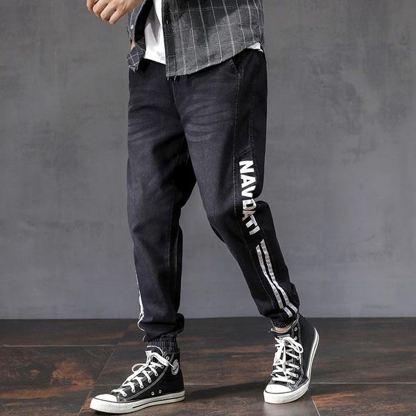 men's jeans 2021 autumn cool men elastic straight blue slim stretch thin leggings length pants male denim cropped harem trousers
men's jeans 2021 autumn cool men elastic straight blue slim stretch thin leggings length pants male denim cropped harem trousers