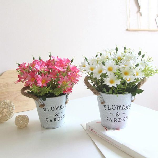 artificial flowers dasiy bonsai mini silk fake flowers home decorative stamen small daisy for wedding holding decor1
artificial flowers dasiy bonsai mini silk fake flowers home decorative stamen small daisy for wedding holding decor1
