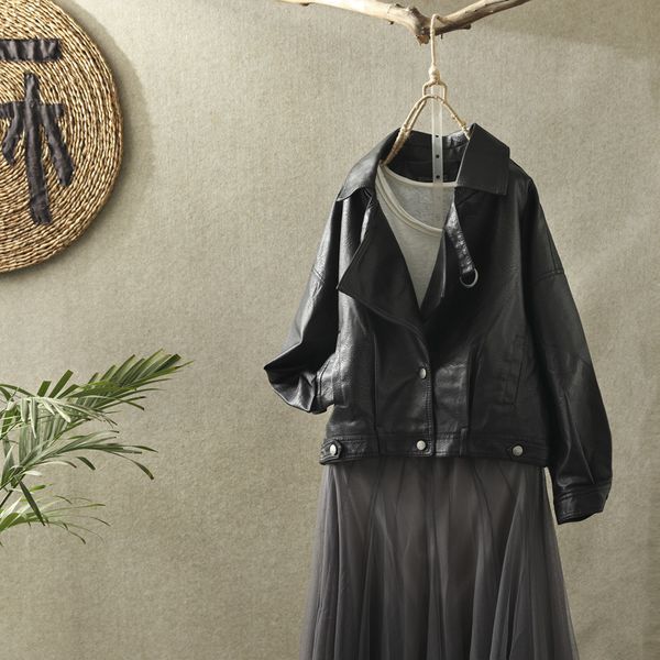 2021 new women fall from the soft loose vintage biker woman short pockets engine plutonium leather jacket ktq8, Black
2021 new women fall from the soft loose vintage biker woman short pockets engine plutonium leather jacket ktq8, Black