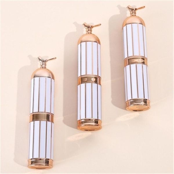 1pcs 3.5ml empty lip gloss tubes gold birdcage shape lipstick cosmetic packaging containe tubes diy lip gloss container
1pcs 3.5ml empty lip gloss tubes gold birdcage shape lipstick cosmetic packaging containe tubes diy lip gloss container