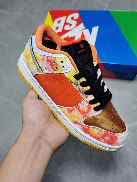 2021 authentic dunk sb low pro street hawker skateboard shoes embossed suede sneaker men women outdoor sports shoes with box size 36-46
2021 authentic dunk sb low pro street hawker skateboard shoes embossed suede sneaker men women outdoor sports shoes with box size 36-46