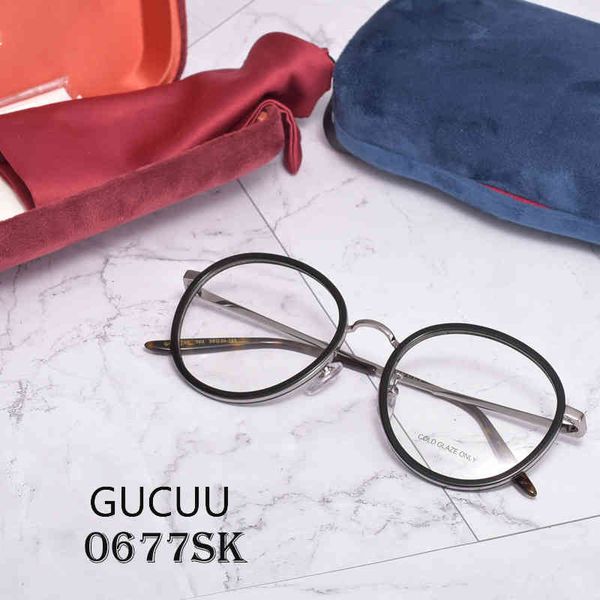 75% off high version family's new gg0677 net red star's same artistic spectacle frame flat light glasses, White;black
75% off high version family's new gg0677 net red star's same artistic spectacle frame flat light glasses, White;black