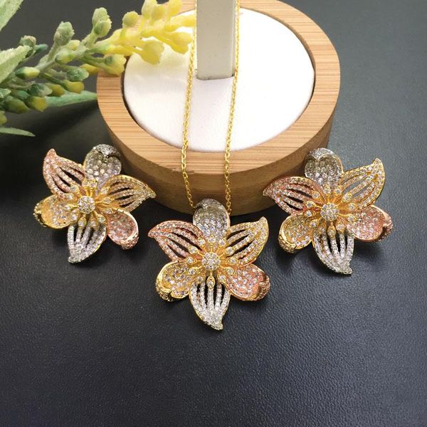 lanyika jewelry blossoming lotus micro inlay necklace with earrings for banquet luxury gift, Silver
lanyika jewelry blossoming lotus micro inlay necklace with earrings for banquet luxury gift, Silver