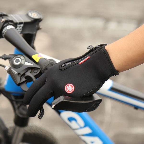 factory9tl1sports windser waterproof riding glove outdoor motorcycle protective gloves touch screen black full finge
factory9tl1sports windser waterproof riding glove outdoor motorcycle protective gloves touch screen black full finge