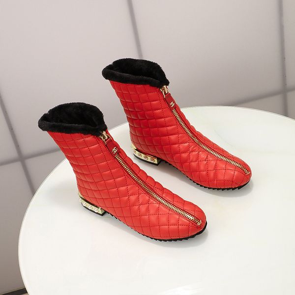 designer womens boots luxury red rhombus pattern heel with pearl decoration front zipper low heel with box size 34-40, Black
designer womens boots luxury red rhombus pattern heel with pearl decoration front zipper low heel with box size 34-40, Black