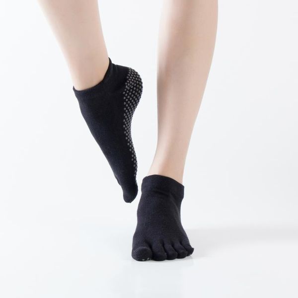 sports socks comfortable 5 toe cut resistant non slip yoga stockings hiking running climbing arefoot, Black
sports socks comfortable 5 toe cut resistant non slip yoga stockings hiking running climbing arefoot, Black