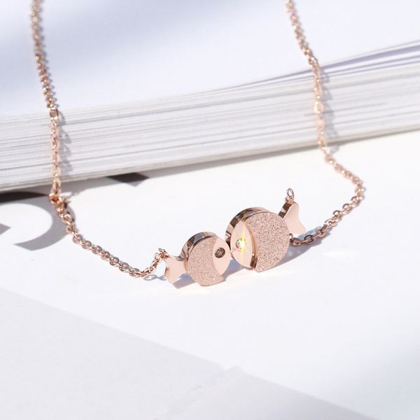 new fashion contracted rose gold titanium steel kiss fish necklace female fish pendant pisces women chokers necklace, Silver
new fashion contracted rose gold titanium steel kiss fish necklace female fish pendant pisces women chokers necklace, Silver