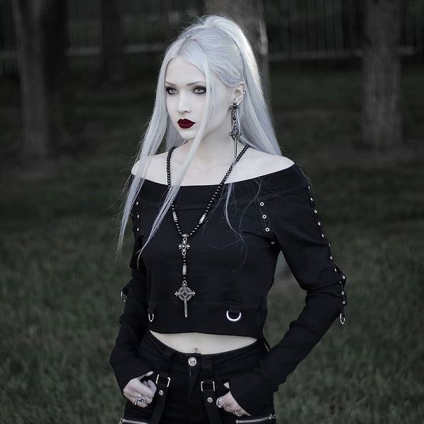 ins style 2020 new women's wear one line collar solid color slim and navel revealing bodyguard, Black
ins style 2020 new women's wear one line collar solid color slim and navel revealing bodyguard, Black