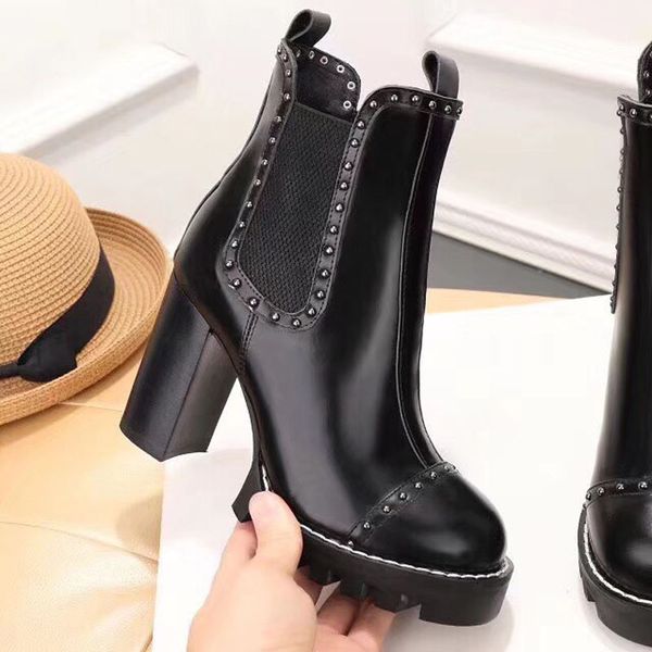 fashion luxury designer women boots 2018 with height 9.5 cm leather rough heel martin bootss booties ladies winter boots big size, Black
fashion luxury designer women boots 2018 with height 9.5 cm leather rough heel martin bootss booties ladies winter boots big size, Black