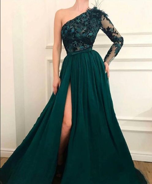 2021 one shoulder hunter green prom dresses floor length a line split long sleeves applique feather evening gowns party dress, Black
2021 one shoulder hunter green prom dresses floor length a line split long sleeves applique feather evening gowns party dress, Black